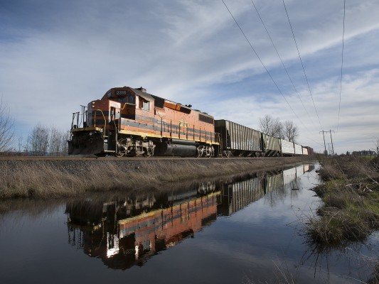Portland and Western Railroad GP39-2 locomotive 2315 leads the American Turn north near Junction City, Oregon, on February 5, 2010.