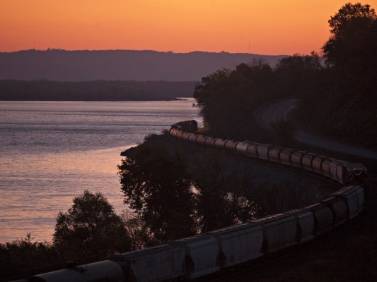 Canadian Pacific eastbound freight train no. 170 at Maple Springs, Minnesota, on October 9, 2011.