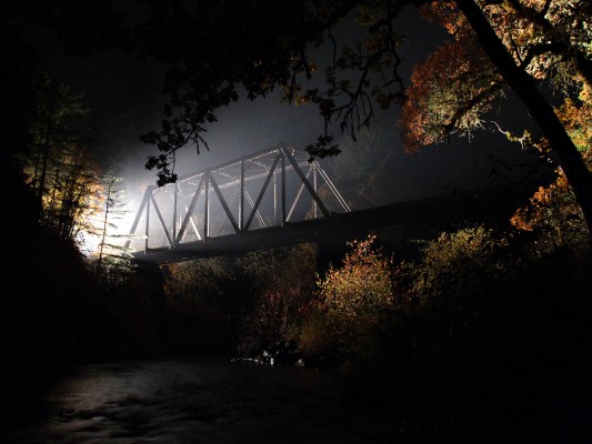Portland and Western's Toledo Hauler crosses the Marys River near Philomath, Oregon, on the evening of November 3, 2008.